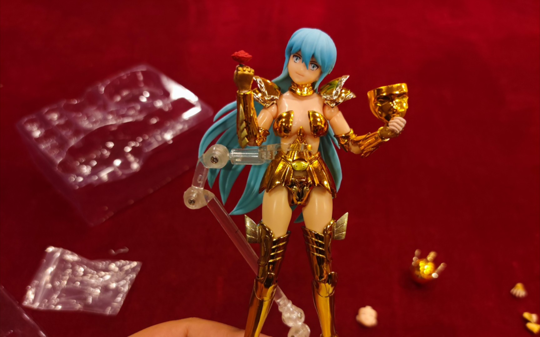 女奥特曼维娜斯(女奥特曼丽娜奥特曼一)