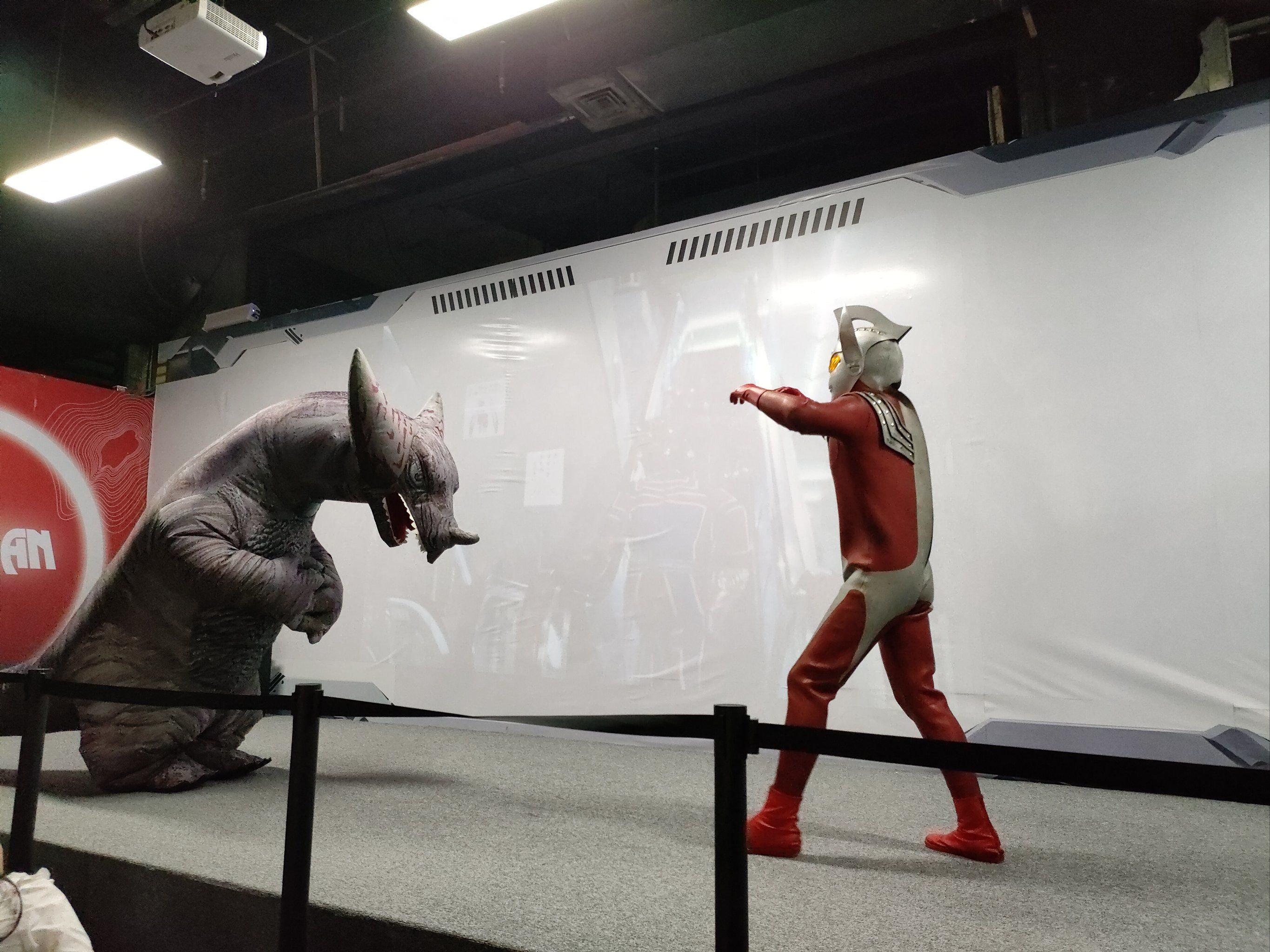 会打怪兽的奥特曼看的(会打怪兽的奥特曼看的动画片)