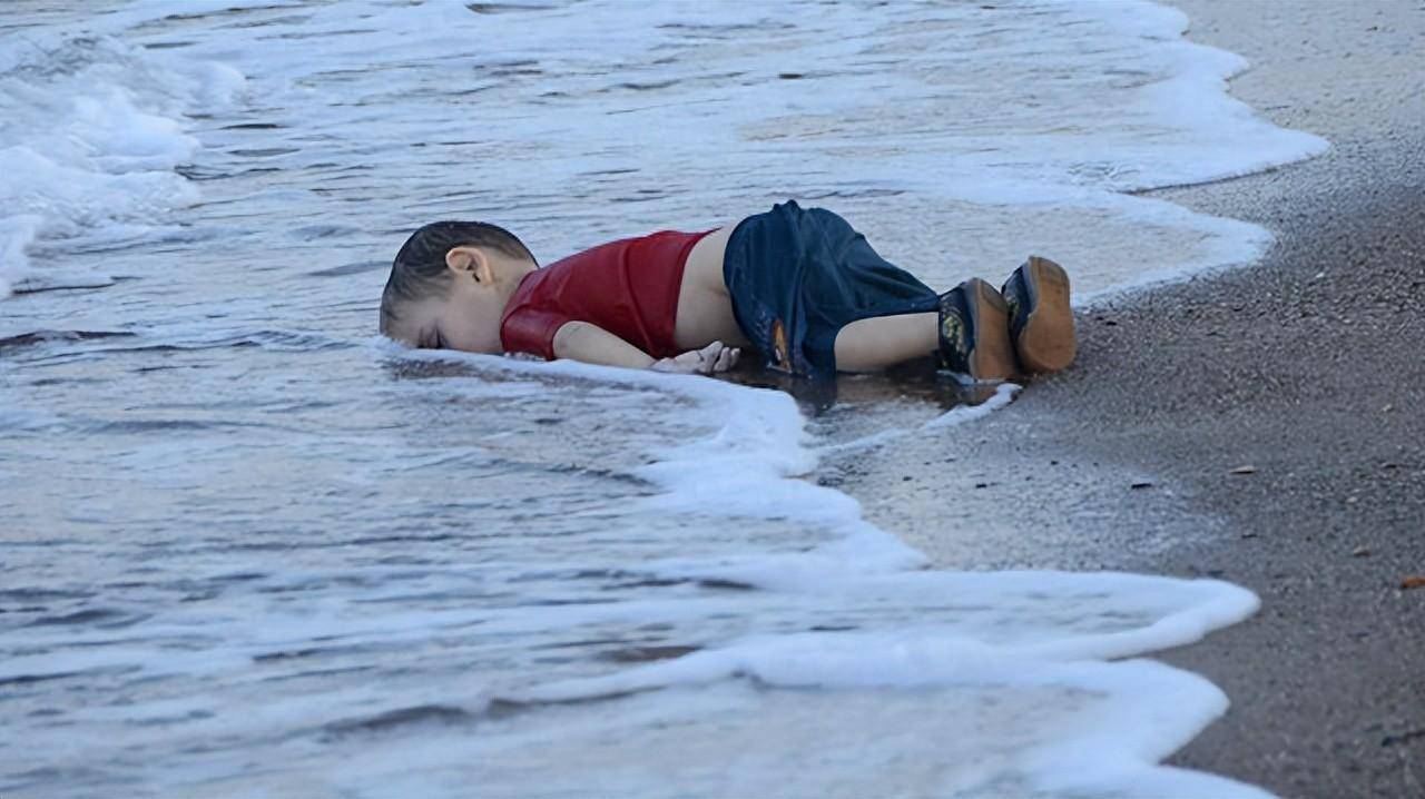 逃离残破的船只攻略(逃离残破的船只攻略视频)