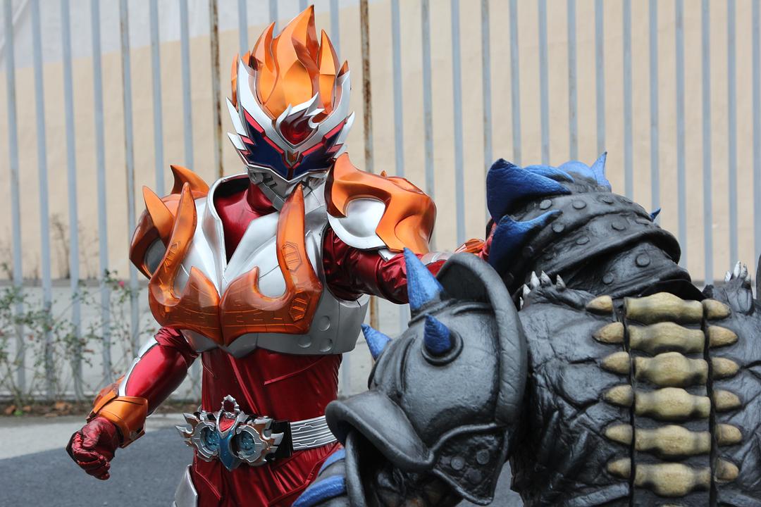 铠甲勇士拿瓦中文版(铠甲勇士拿瓦中文版音乐)